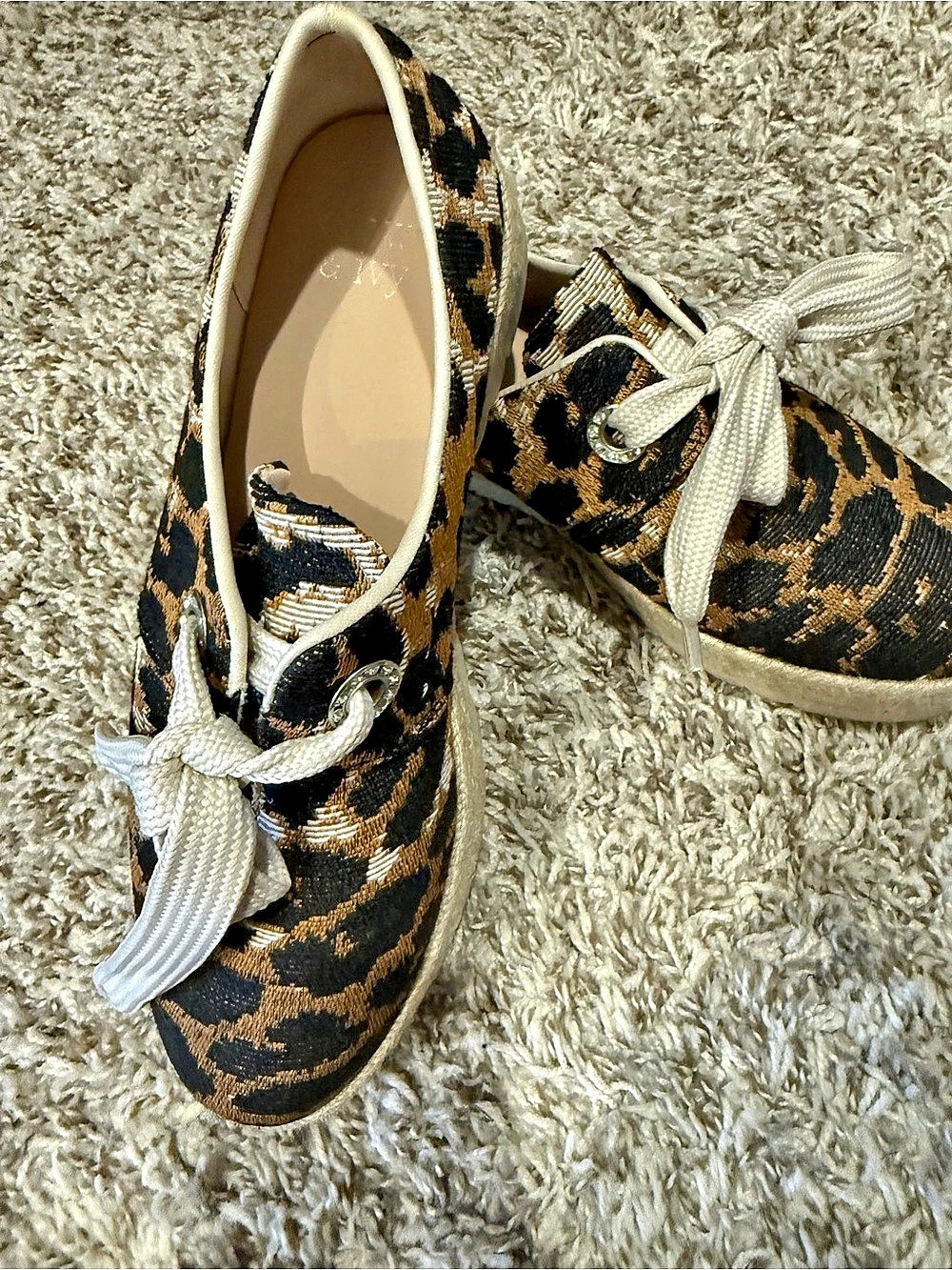 Crown & Ivy Women's Animal Print Platform Sneakers US 8